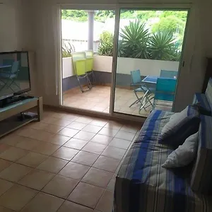 En Bord De Avec Piscine Appartement Gourbeyre